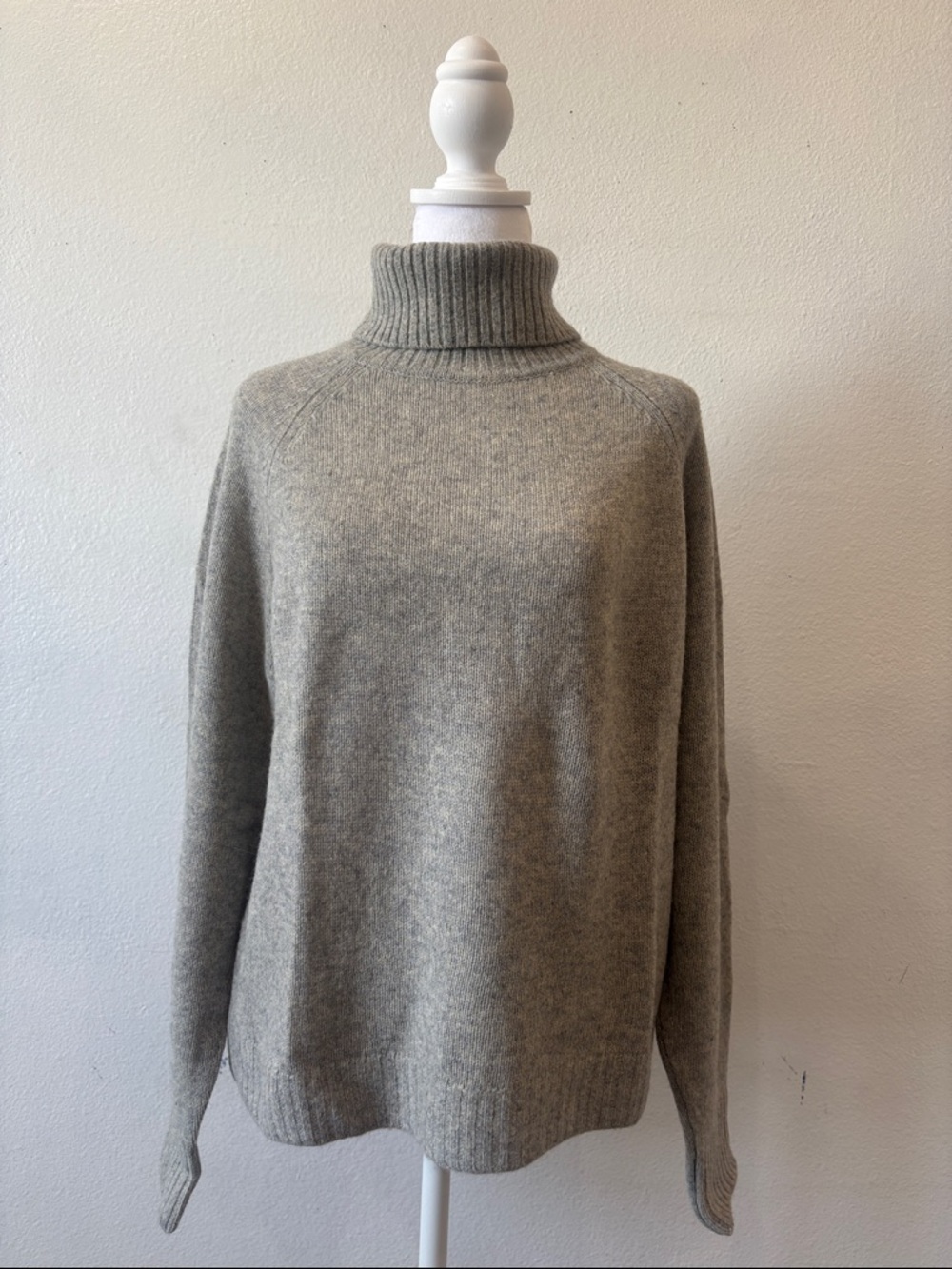 Quince 100% Yak Wool Turtleneck Sweater Warm Heather Grey